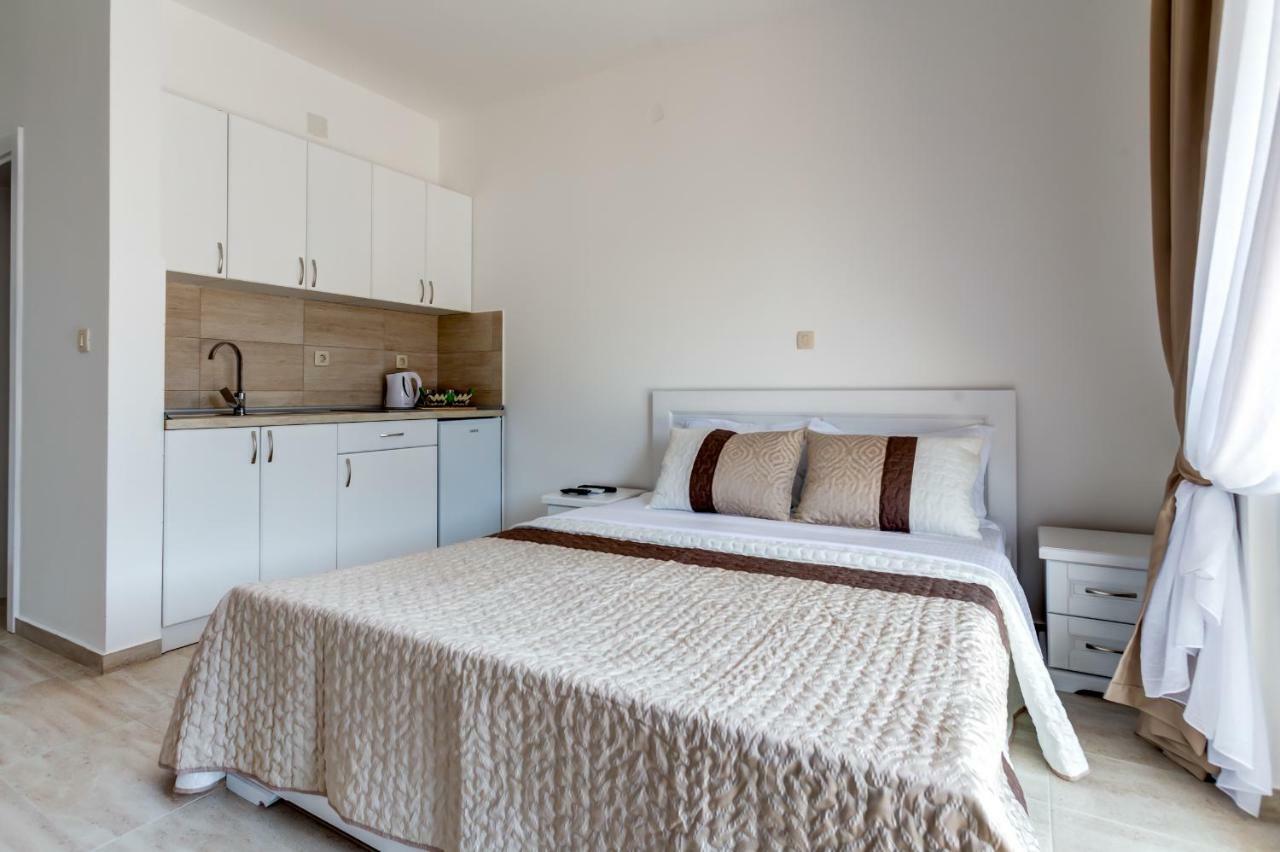 Villa San Apartments Tivat Eksteriør billede